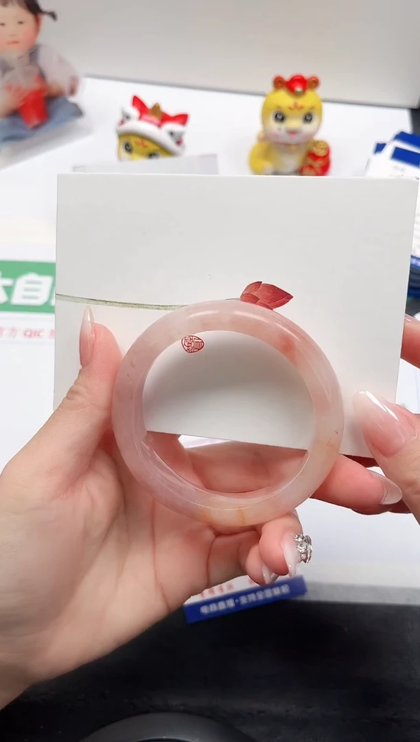 【闪购商品】石英质玉手镯未镶嵌50-56