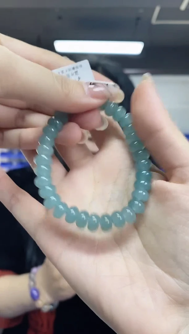 【闪购商品】翡翠手串未镶嵌多样性发其一颜色微差