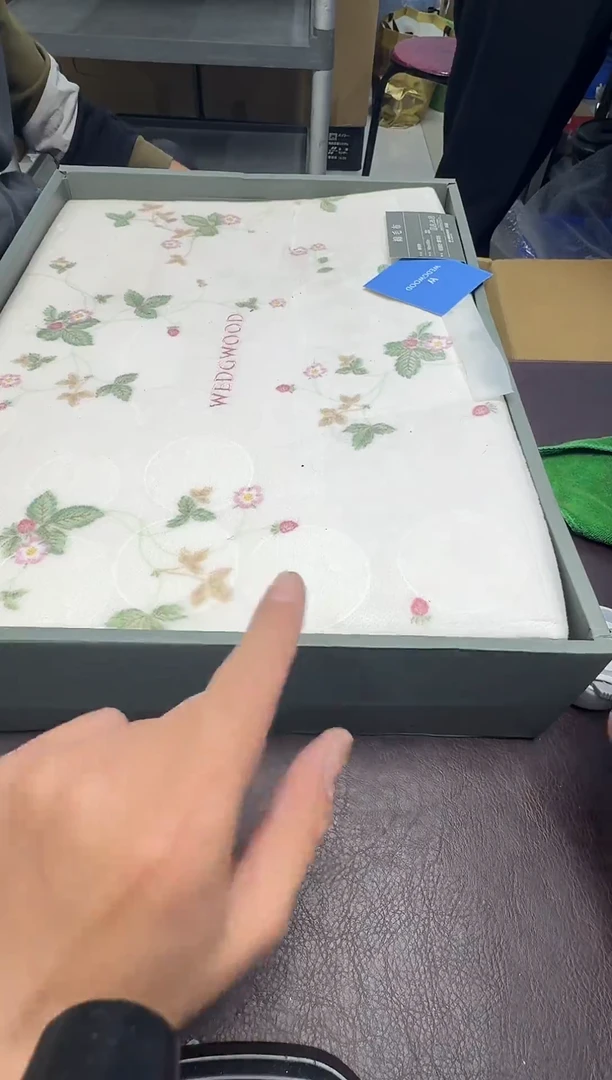 手工艺品琉璃招**宝306