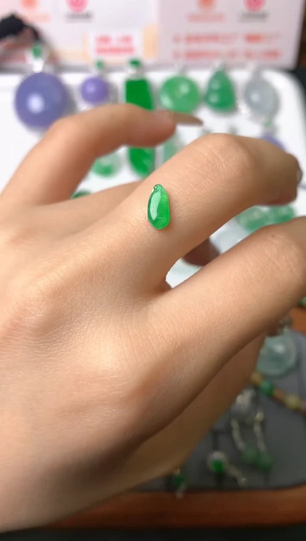 【闪购商品】定制翡翠未镶嵌裸石（镶嵌定制）