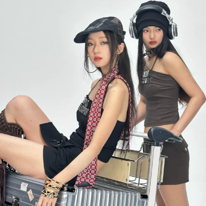 Next passport 深绿色螺旋拉链装饰搭片短裙裤