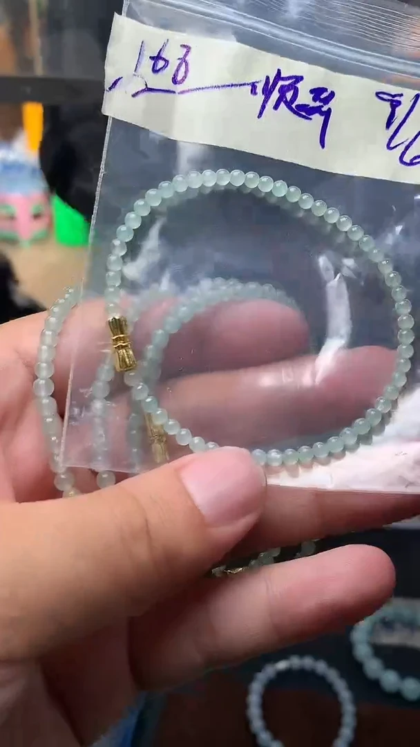 定制翡翠未镶嵌翡翠手串