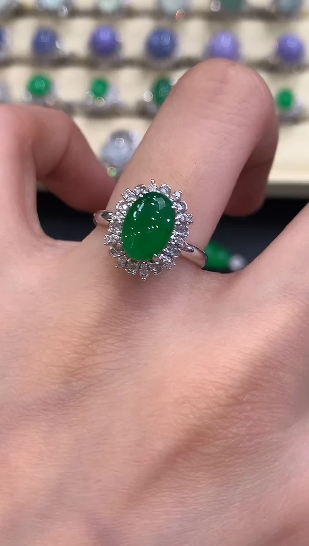 18K金镶嵌戒指翡翠a89