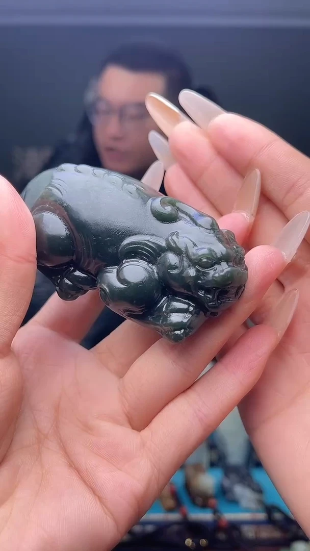 未镶嵌和田玉挂件1