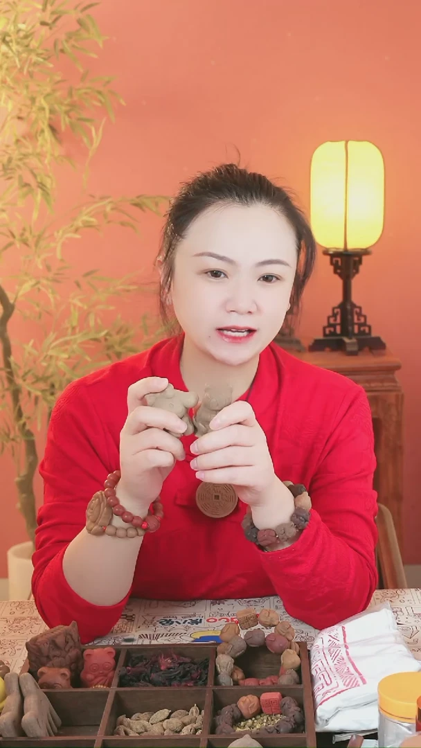 两**文（狐狸开会手串）