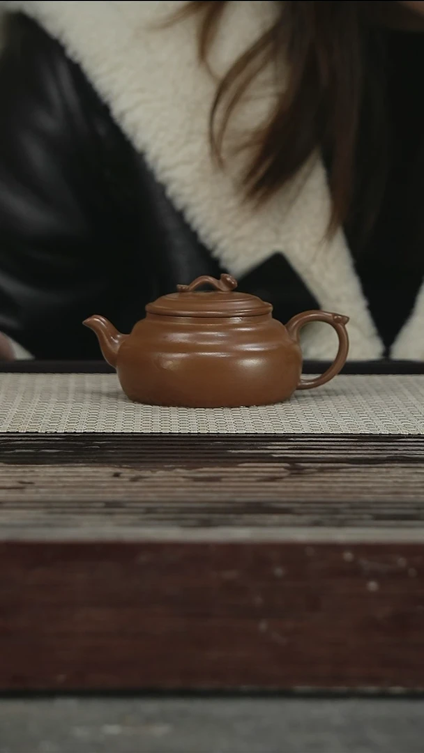 茶壶紫砂38号200CC