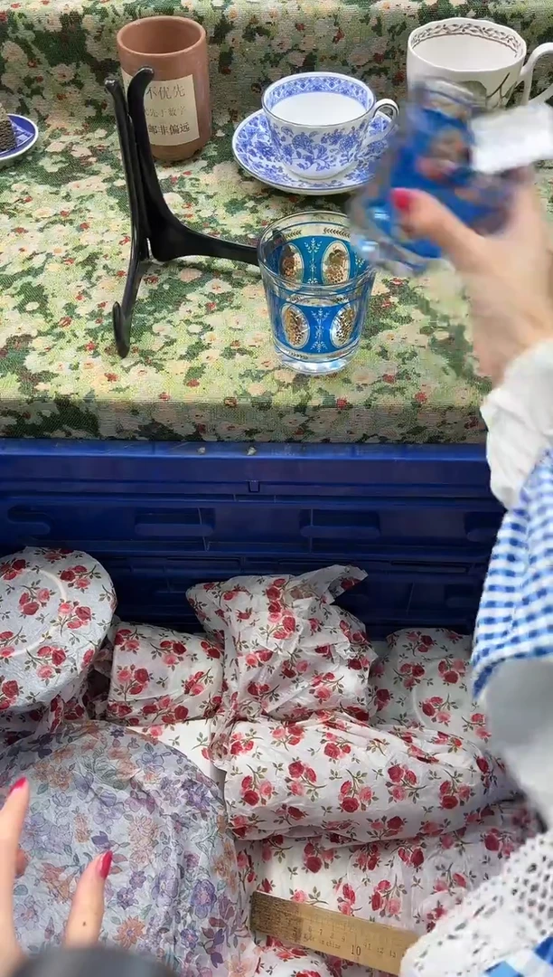 手工艺品琉璃Y***?       G125