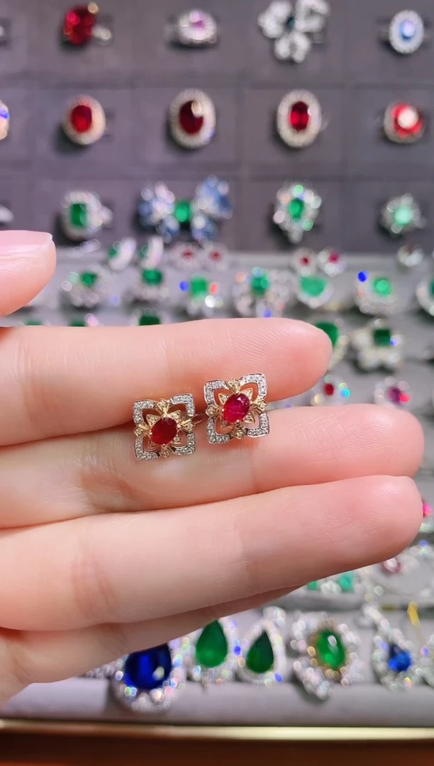 【闪购商品】红宝石18K金耳饰18K金镶嵌--