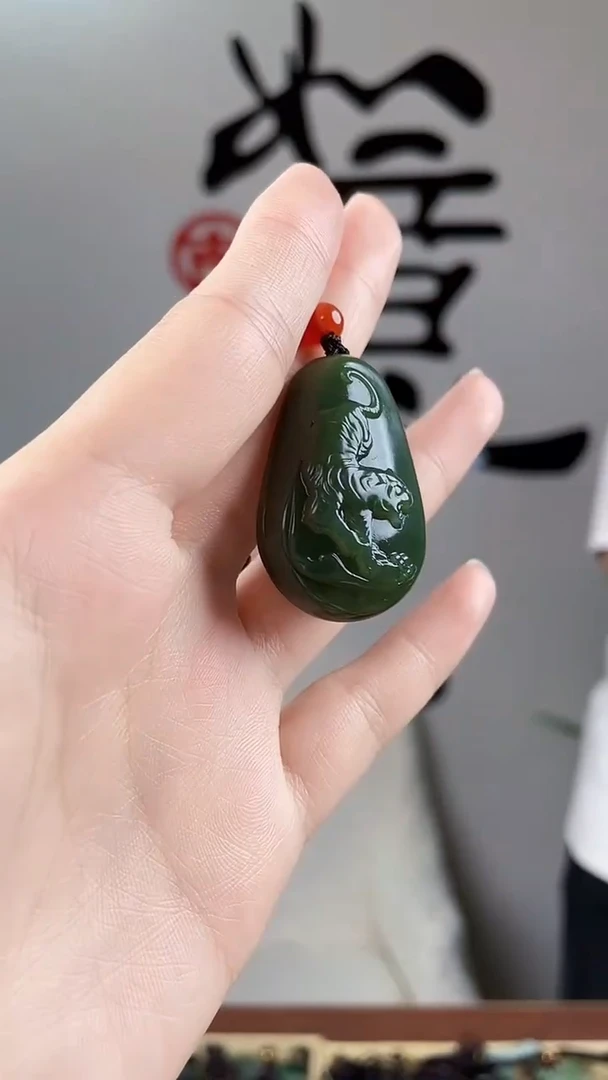 和田玉未镶嵌颈饰拍一发一，多样性发货
