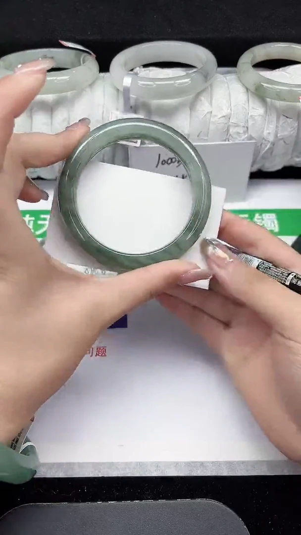未镶嵌手镯石英质玉351-57/58