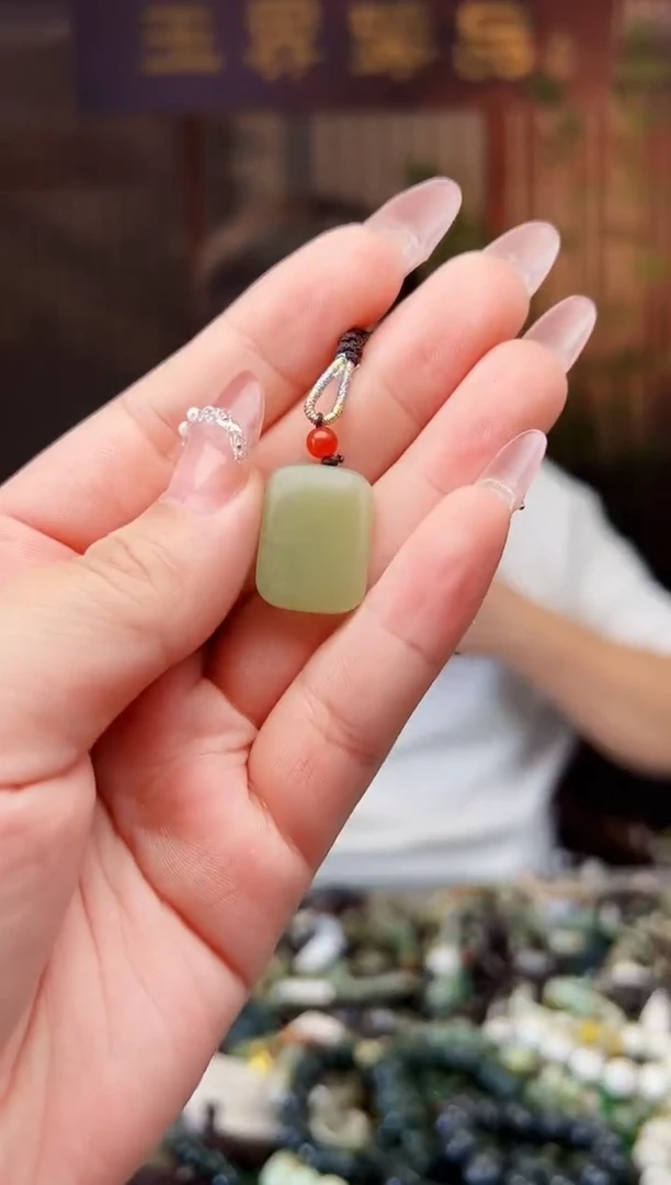 【闪购商品】和田玉颈饰未镶嵌多样性发一