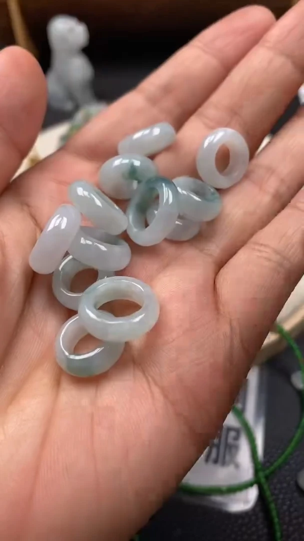 【闪购商品】翡翠颈饰未镶嵌多样性发其一26504