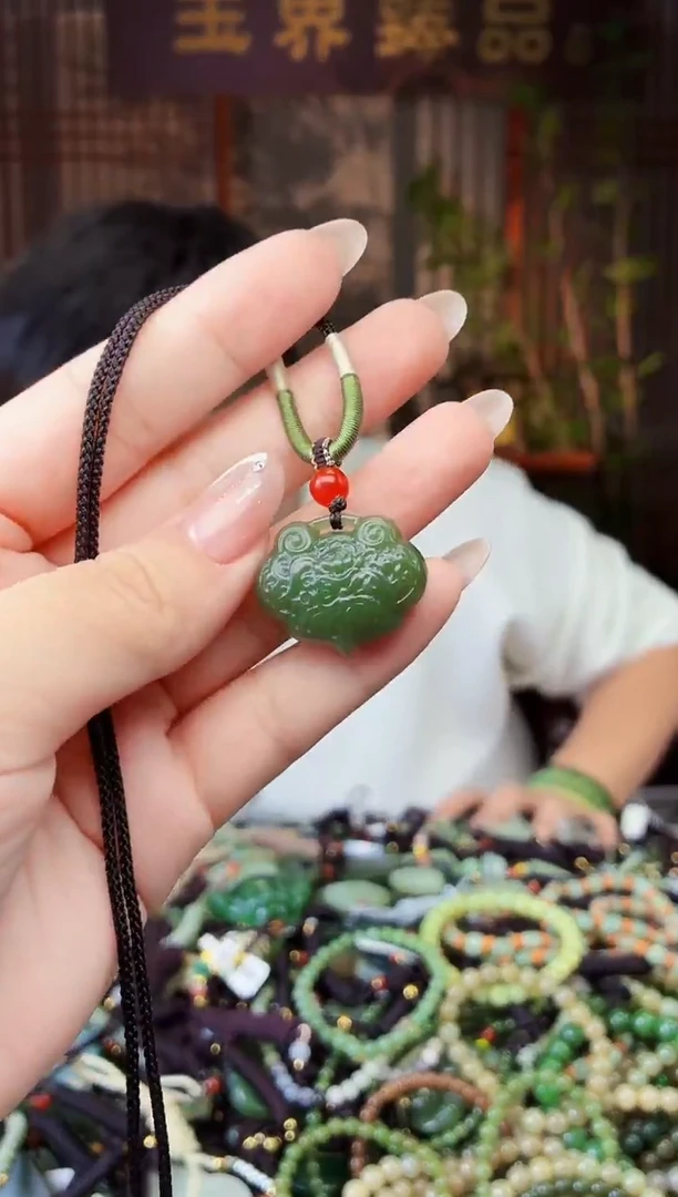 颈饰未镶嵌和田玉多样性发货拍一发一