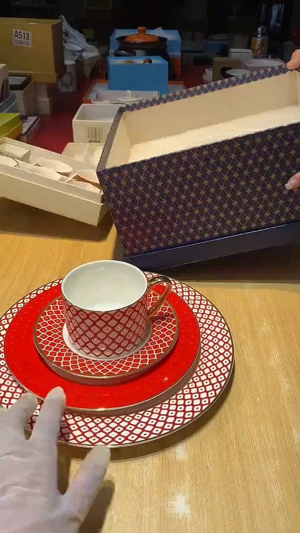 瓷片生活的本意是开心啊@@1