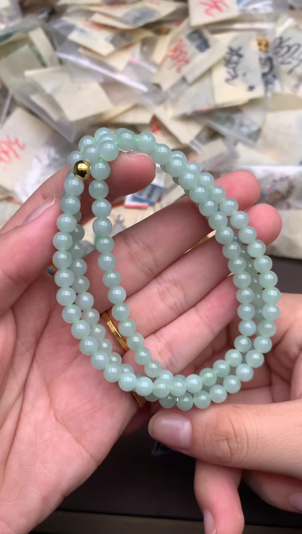 翡翠挂件未镶嵌—