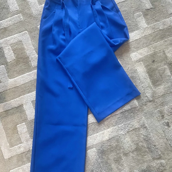 【宝姐家/阔腿裤】新款克莱茵蓝气质直筒女阔腿裤 25067