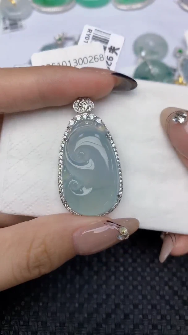 颈饰未镶嵌翡翠天然缅甸翡翠a货百元以上9元证书费自理