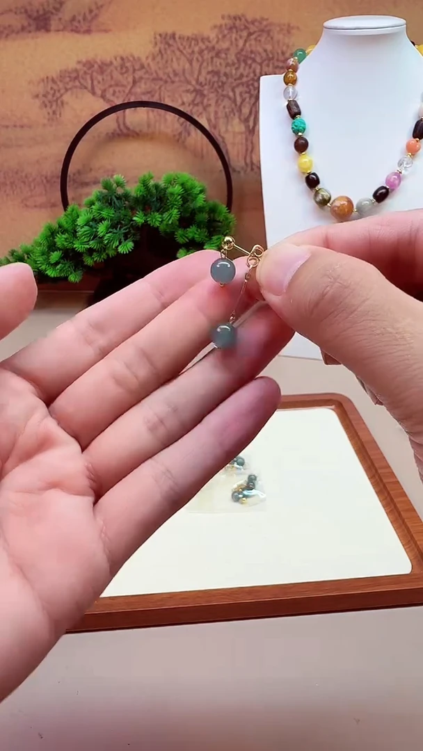 14K金镶嵌翡翠耳饰E13