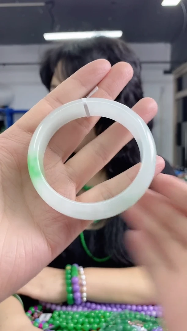 玉*兒53闪购链接未镶嵌多样性发其一，颜色微差