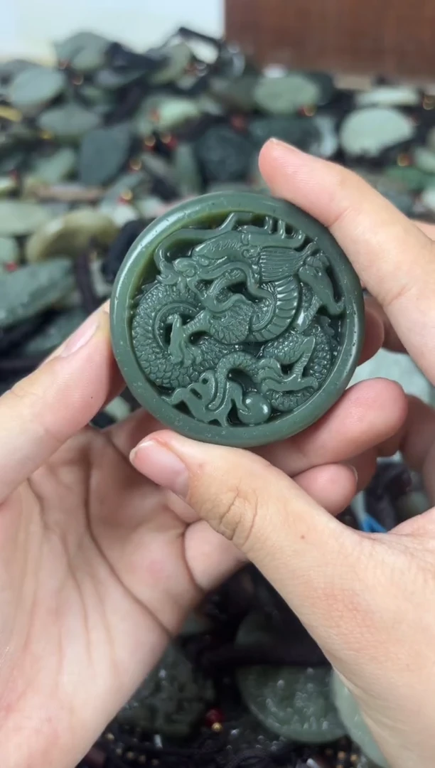 【闪购商品】和田玉颈饰未镶嵌1