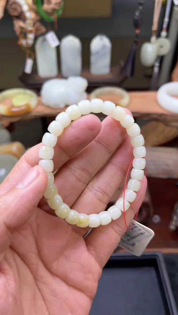 【闪购商品】和田玉手串未镶嵌卡8新疆米达极限弧A9006115