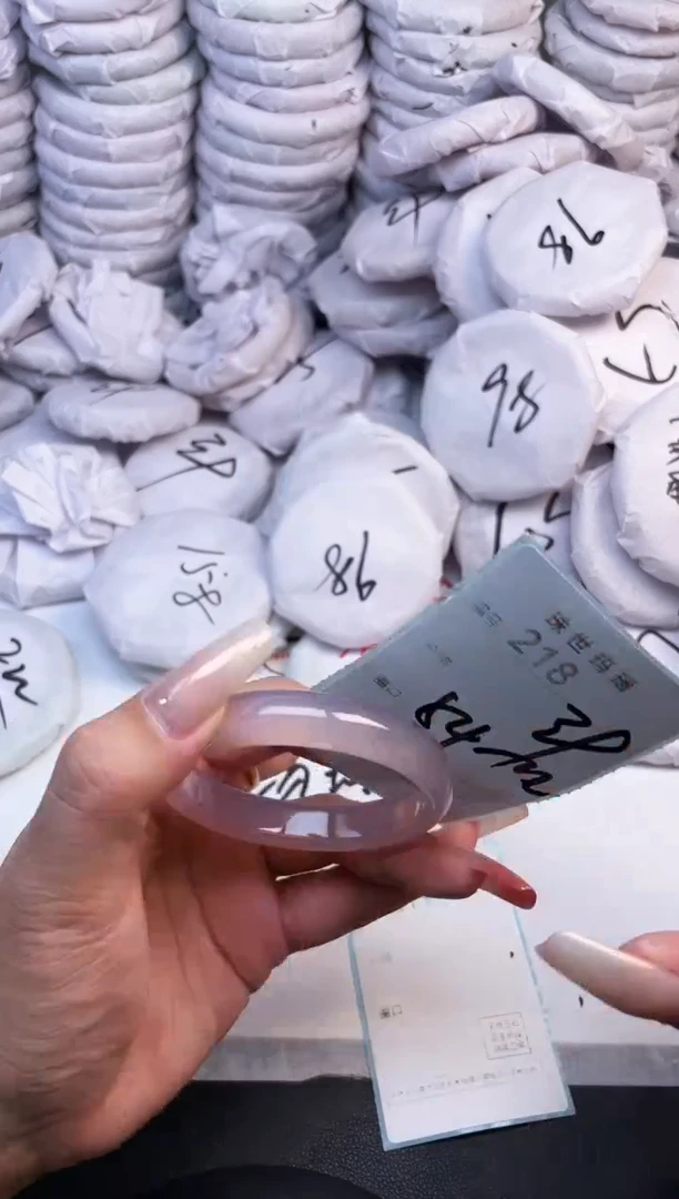 手镯玛瑙/玉髓未镶嵌218