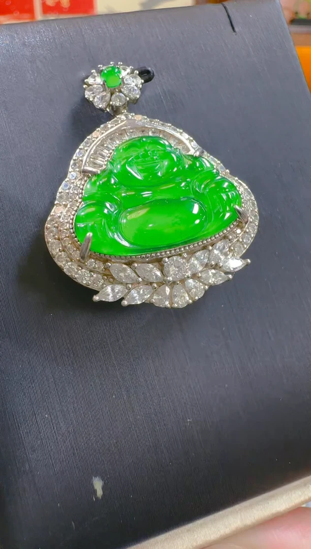 翡翠未镶嵌吊坠(赠链)天然A货翡翠