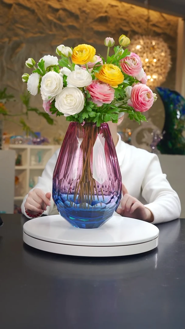 摆件金红蓝钻石切面花器