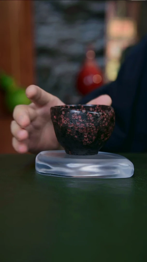王晓义老师手工作品、随行杯