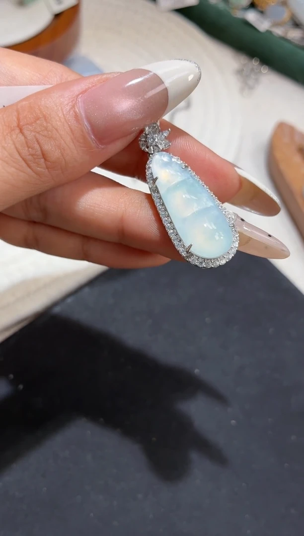吊坠(不含链)银S925镶嵌翡翠【挽石珠宝】豆子