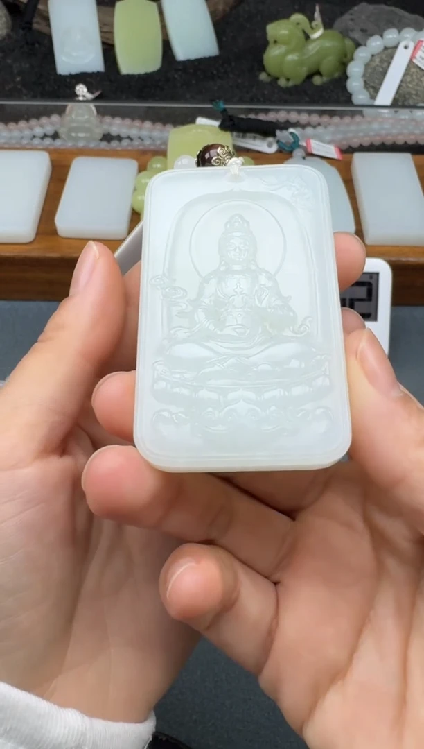 颈饰未镶嵌和田玉2