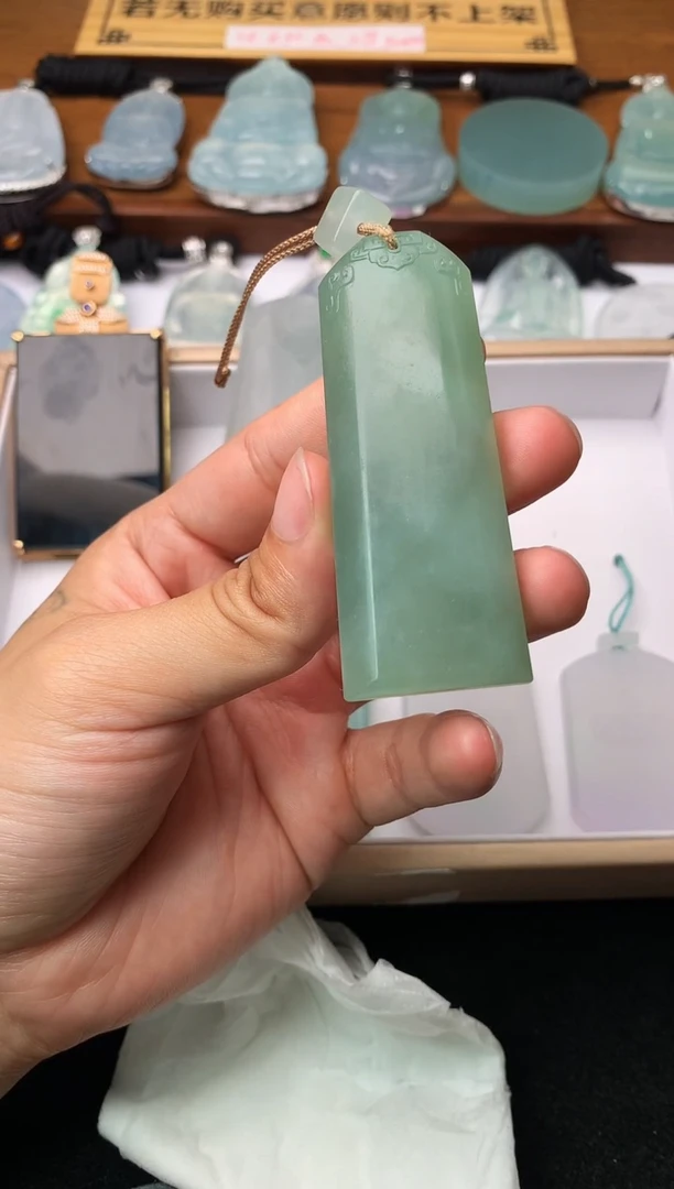 定制翡翠未镶嵌毛货不退不换