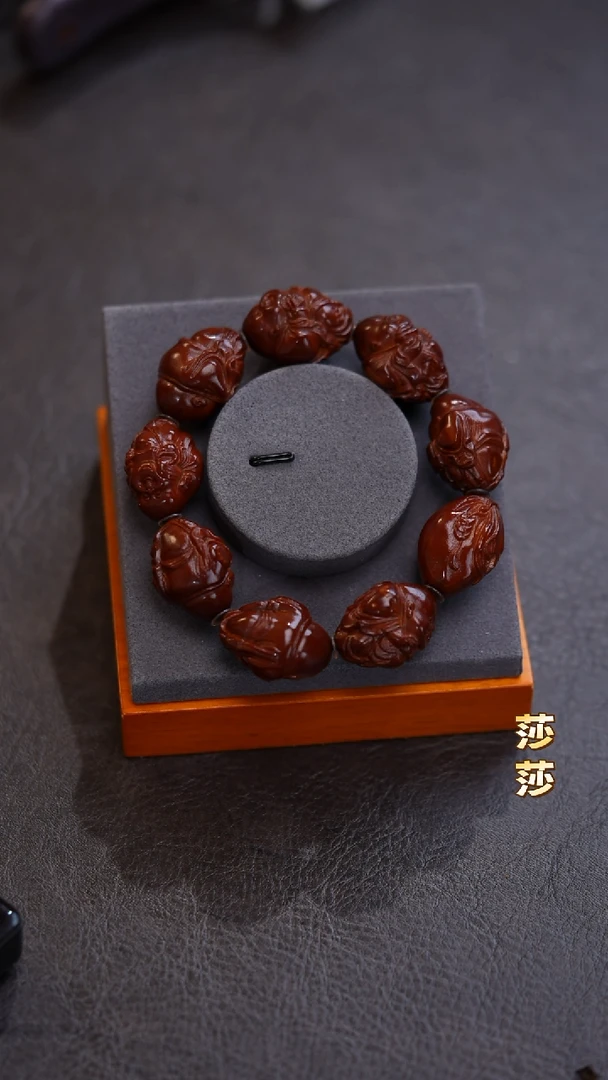 吊坠橄榄核弥勒手串