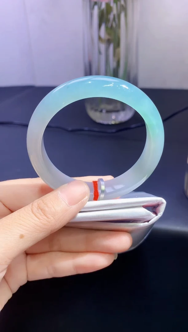 未镶嵌手镯翡翠翡翠手镯圈口55-t123 手镯定价2万卖价9万