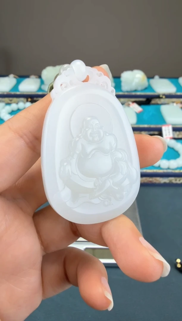 颈饰未镶嵌和田玉1