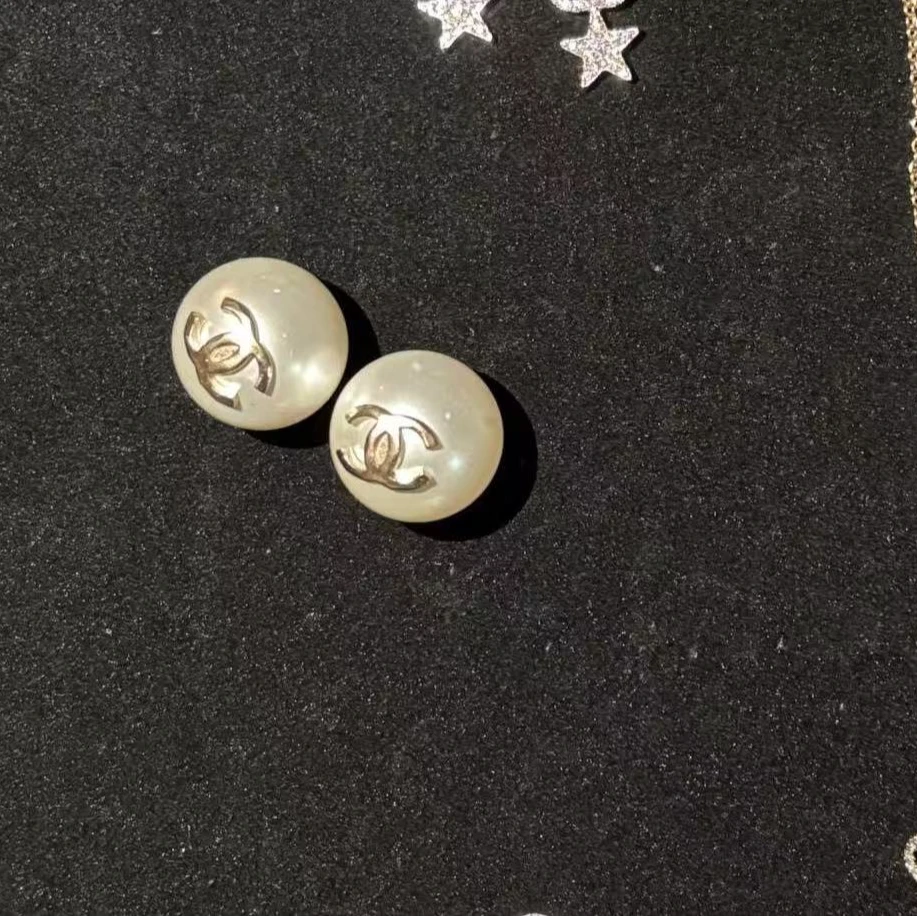95新 Chanel/香奈儿 坤球奢选 香奈儿大珍珠双c耳钉