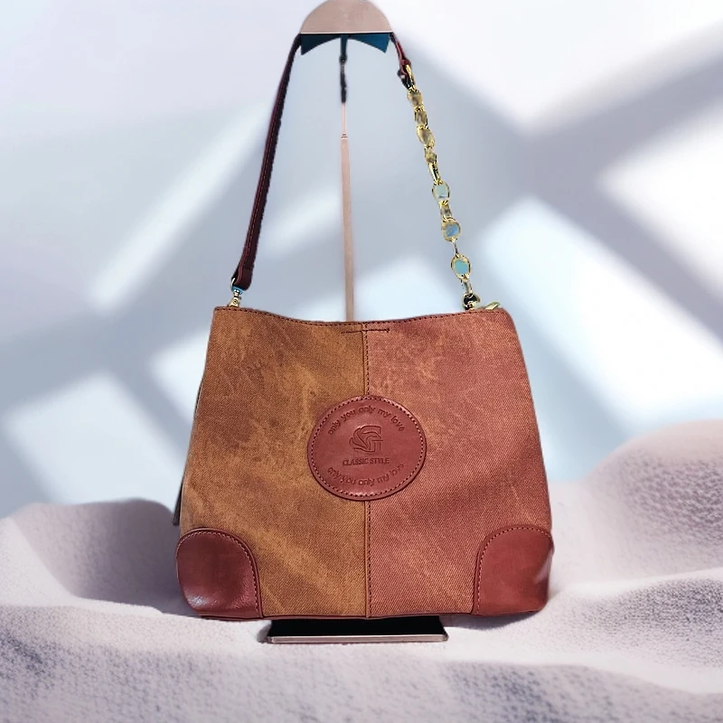 新疆包邮新款大容量单间斜挎包时尚百搭好看韩版流星包休闲复古