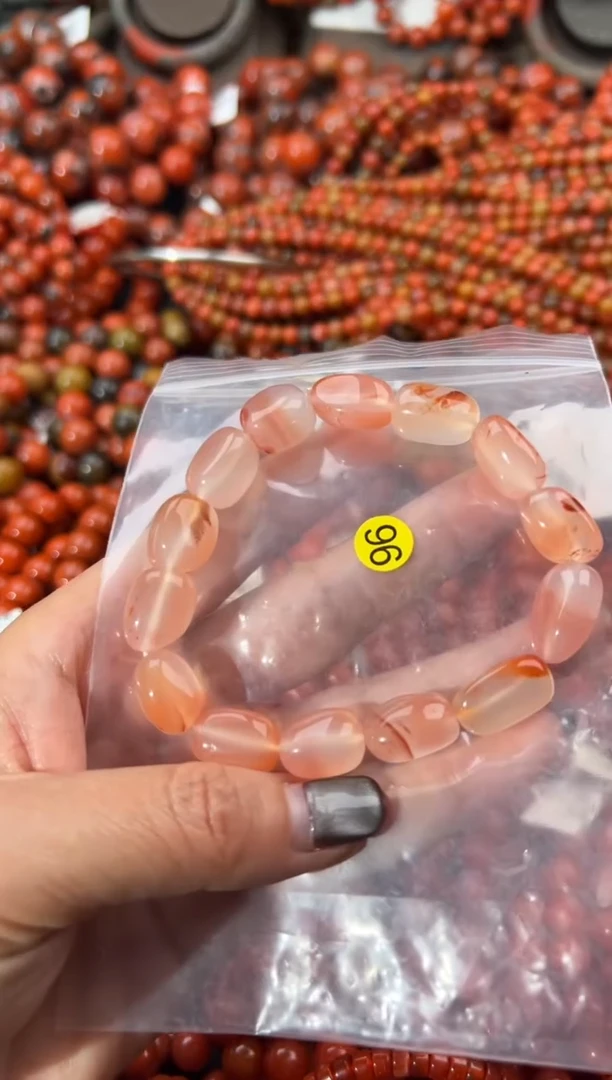 未镶嵌手串南红玛瑙8