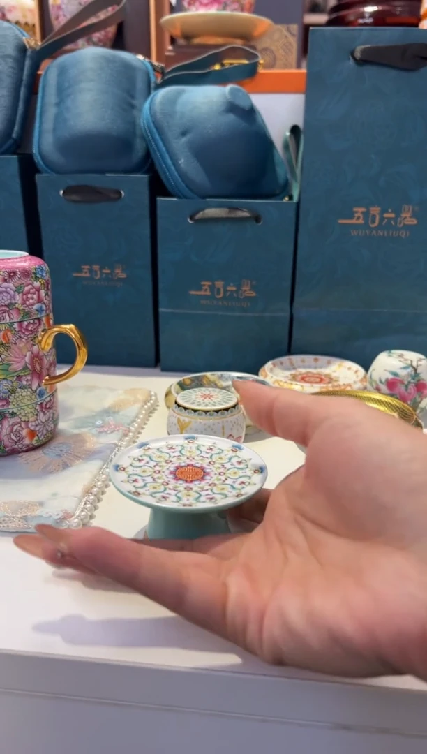 瓷片小乔闪购链接