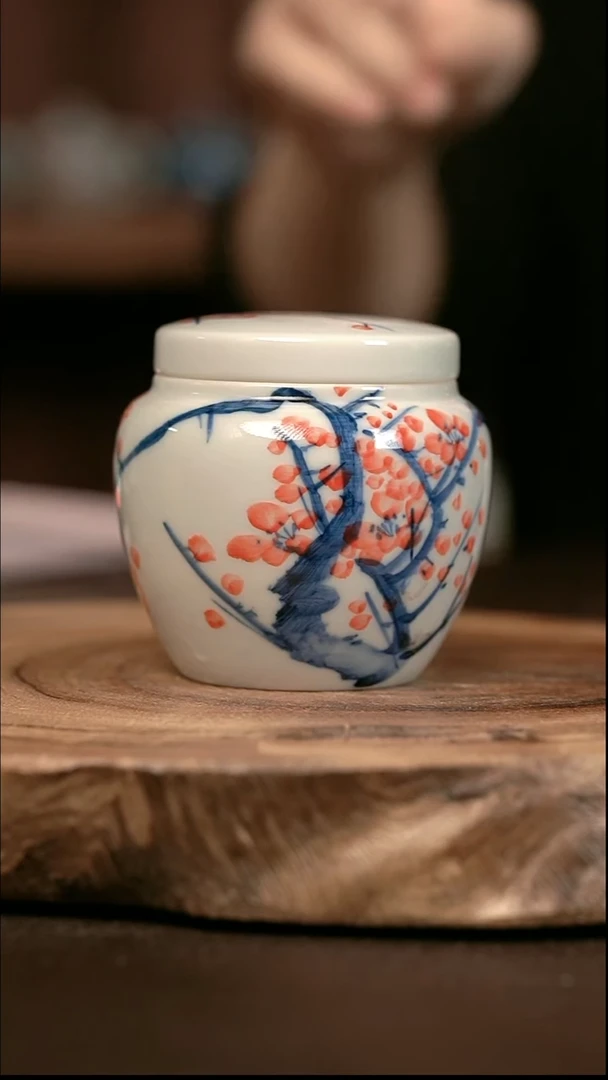 手绘 高温现代瓷  柴窑   有暇 红梅茶叶罐