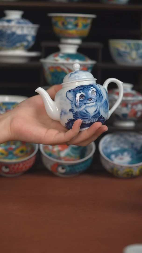 老师作品墨渊茶壶（微瑕价格）