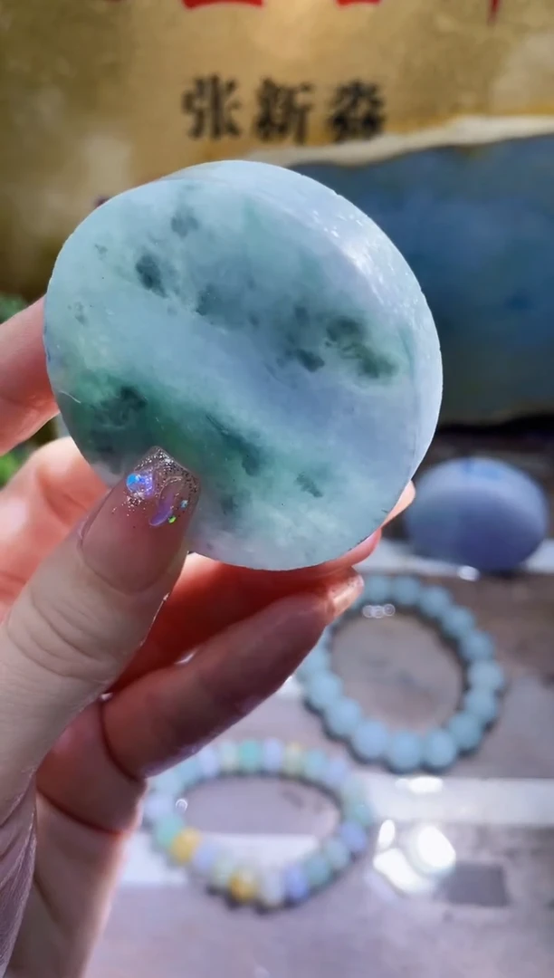 未镶嵌挂件翡翠小梦64