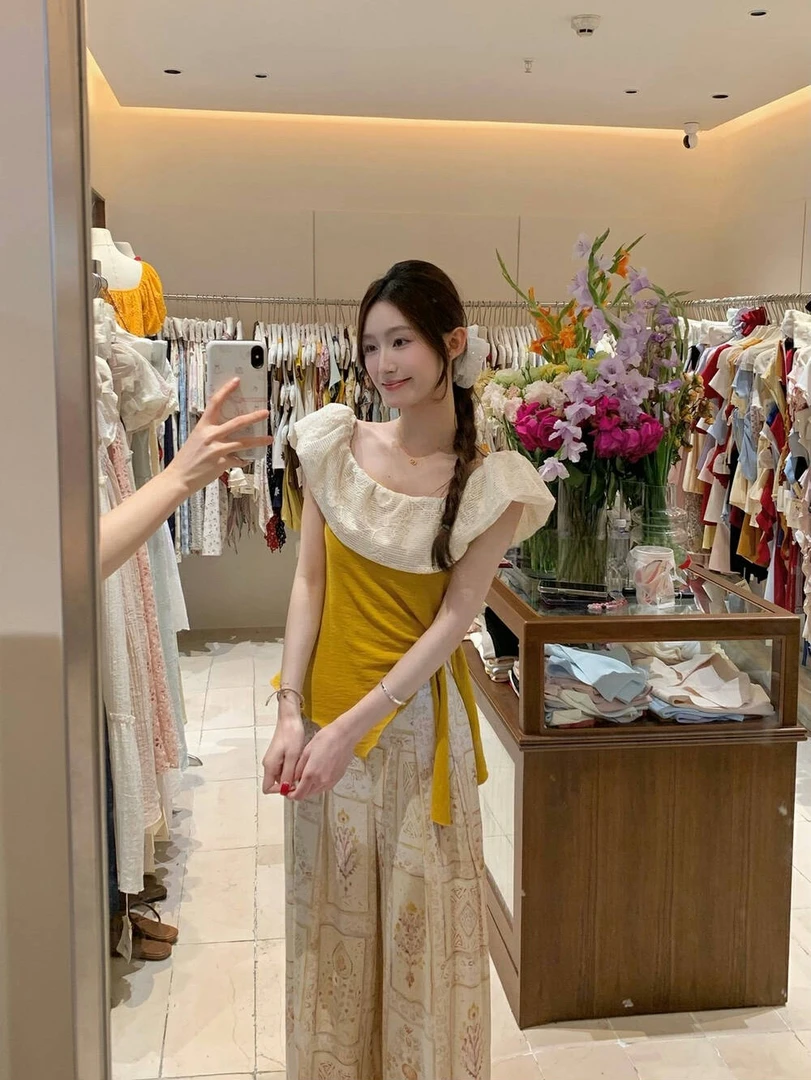 2025夏季新款女套装小众设计一字肩荷叶边上衣高腰宽松休闲阔腿裤