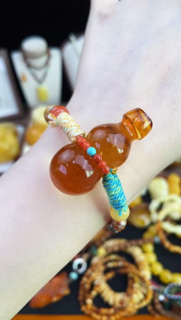 琥珀未镶嵌珠宝奇石柒月