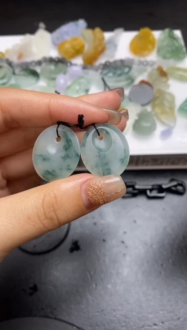 【闪购商品】定制翡翠未镶嵌翡翠毛货~