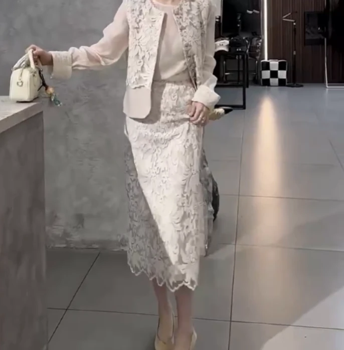 2025夏季新款网红同款洋气减龄气时尚设计感马甲打底衫裙子女