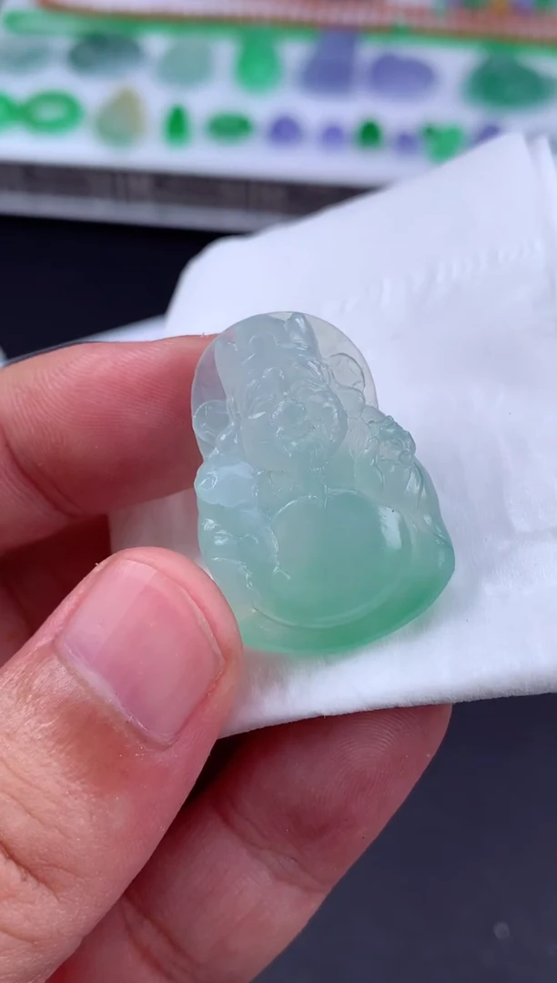 定制翡翠未镶嵌悠*然翡翠
