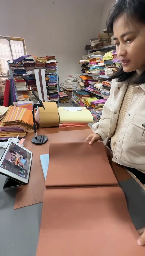 34*138陶土色光板真银25张