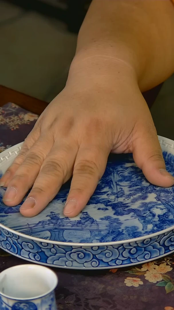 杯金**雨手工手绘杯杯很美丽