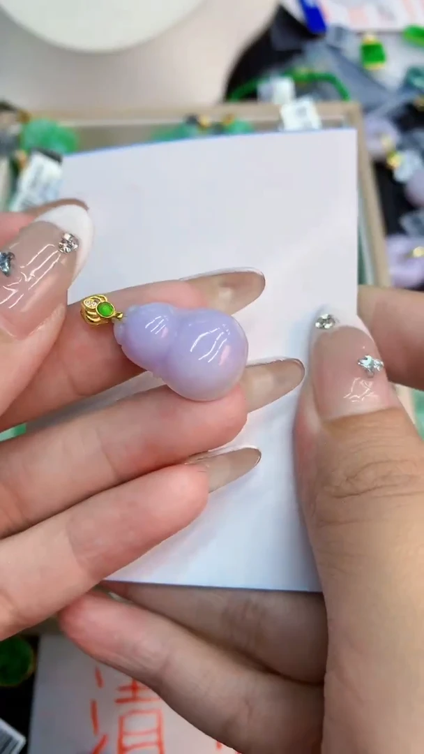 翡翠未镶嵌吊坠(不含链)1